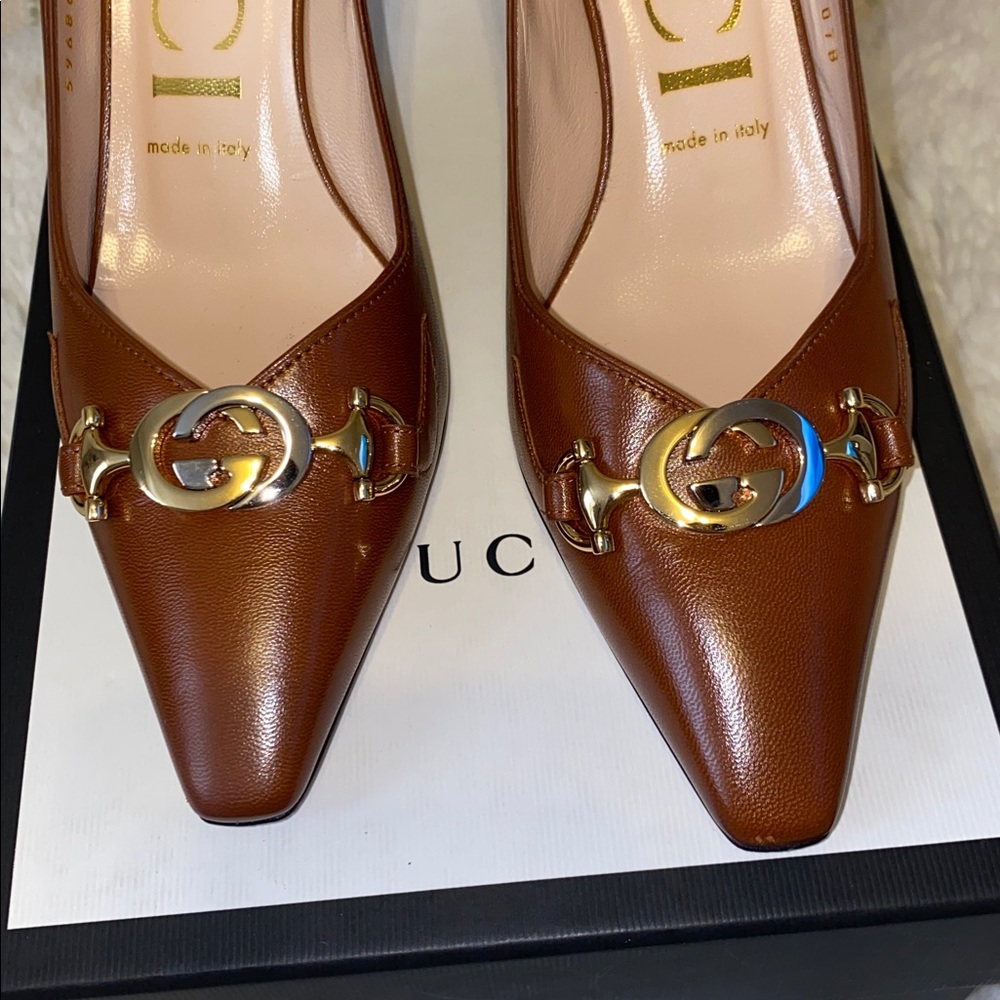 Gucci Brown Leather Heels with GG Horsebit Accents - Picture 5 of 14